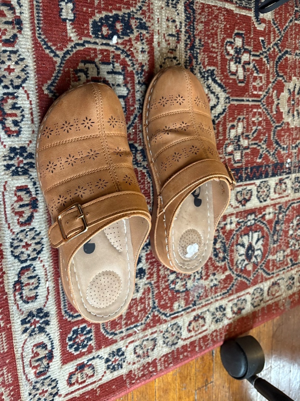 Clogs